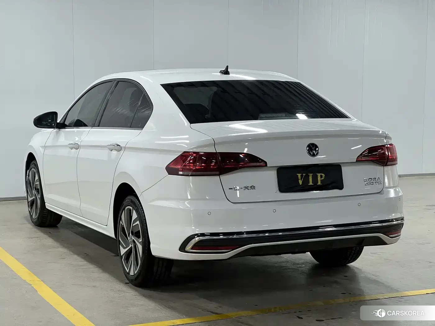 Volkswagen Bora id 4680466 из Китая 7