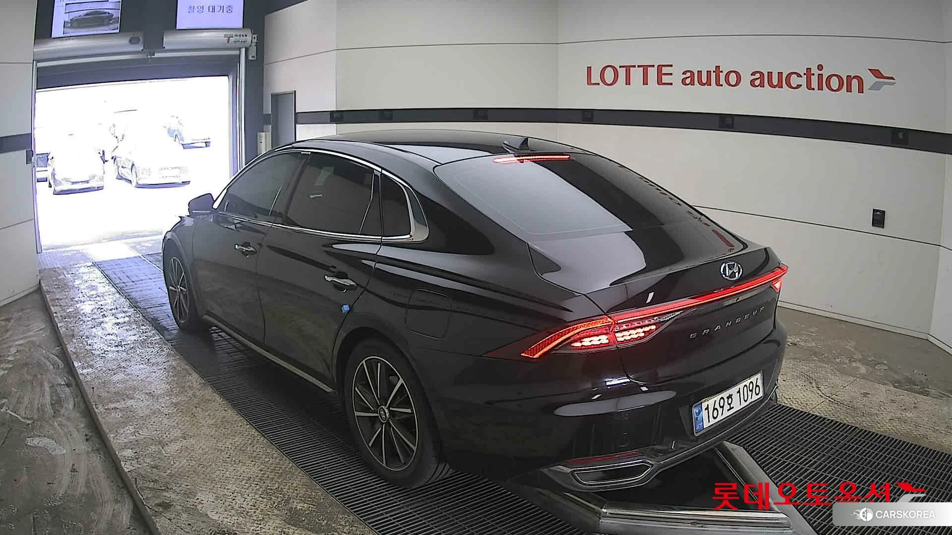 Hyundai Grandeur id 3882024 из Кореи 33