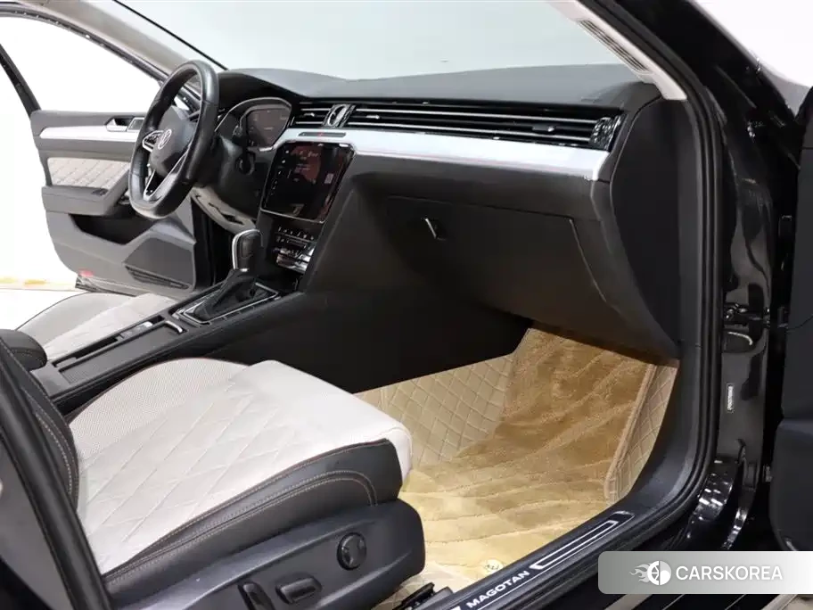 Volkswagen Magotan id 4589544 из Китая 16