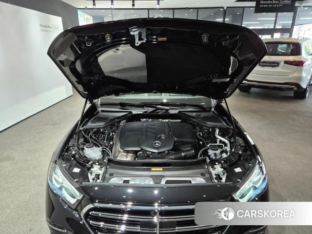 Mercedes-Benz E-Class W214 id 3963293 из Кореи 16