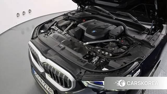 BMW 5 Series (G60) id 3549825 из Кореи 16