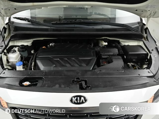 Kia The New Carnival id 4486725 из Кореи 16