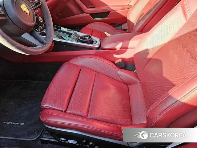 Porsche 911(992) id 3401993 из Кореи 9