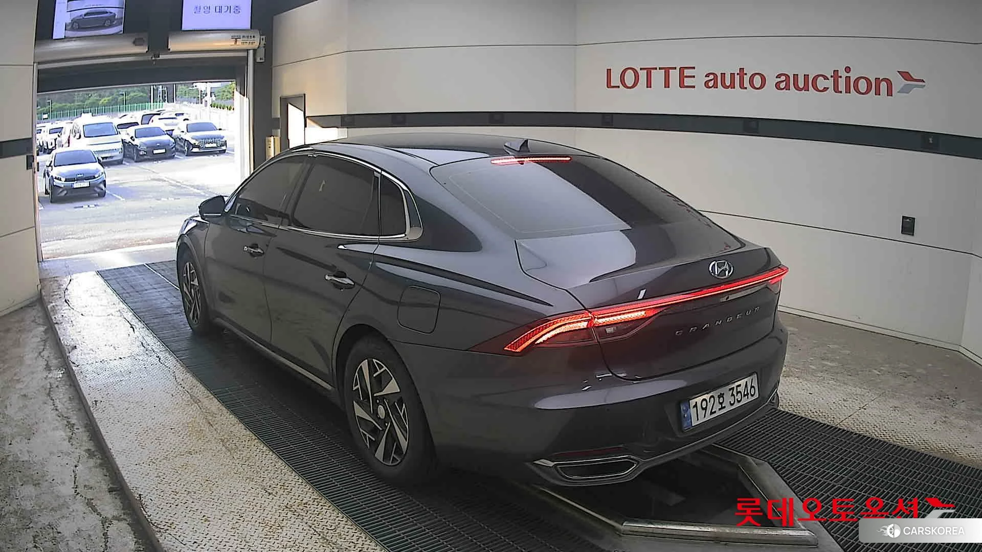 Hyundai Grandeur Hybrid id 4909256 из Кореи 33