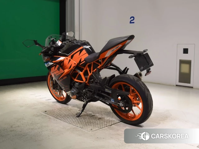 Проданный KTM RC 390 id 4289829 из Японии, фото 6