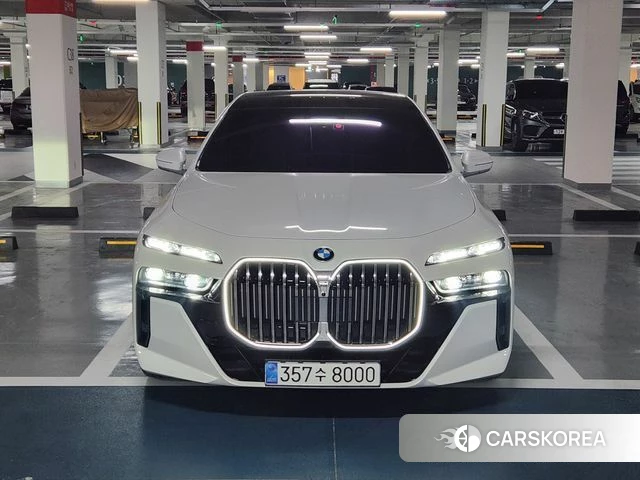 BMW 7 Series (G70) id 3798293 из Кореи 16