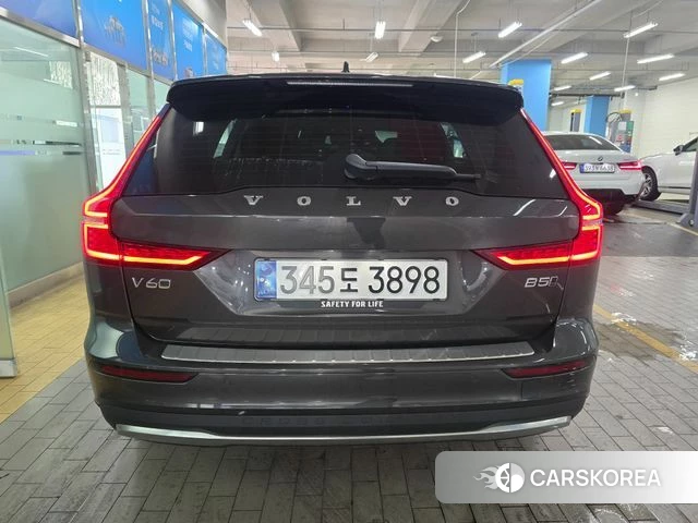 Volvo V60 Cross-Country 2nd Generation 2024 Серый из Кореи, фото 6