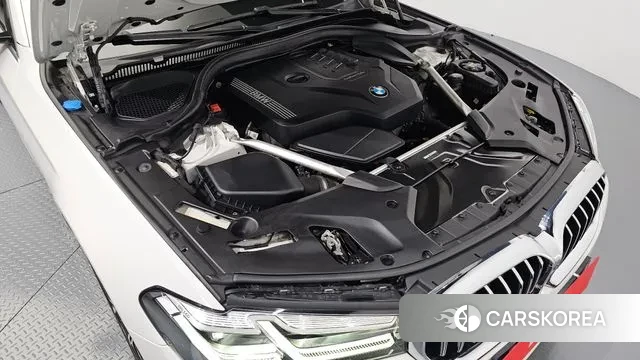 BMW 5 Series (G30) id 3301744 из Кореи 16