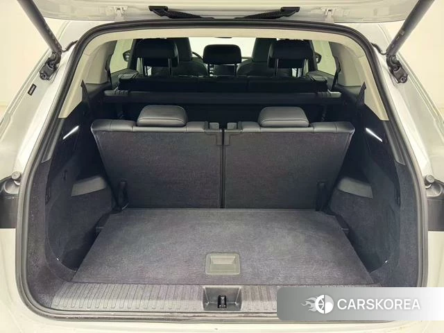 Audi Q5 e-tron id 4260781 из Китая 14