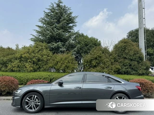 Audi A6L id 4265145 из Китая 11