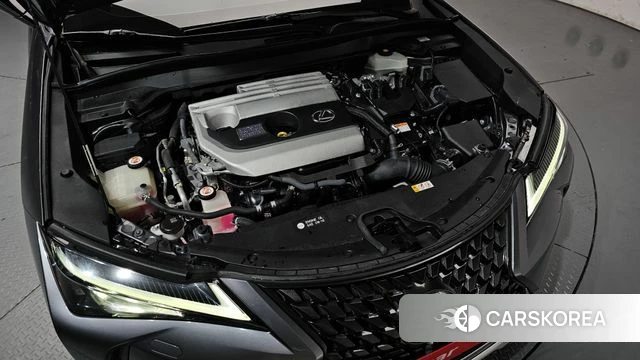 Lexus UX250h id 4595473 из Кореи 28