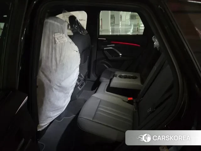 Audi Q5 (80A) 2025 Черный из Кореи, фото 6