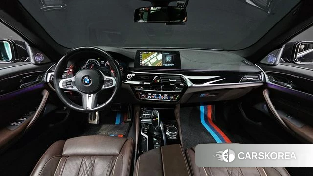 BMW 5 Series (G30) id 4615420 из Кореи 26