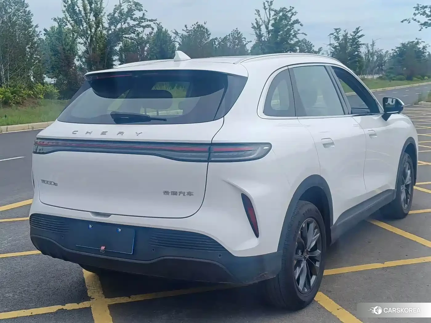 Chery Tiggo 8 2026 Белый из Китая, фото 6