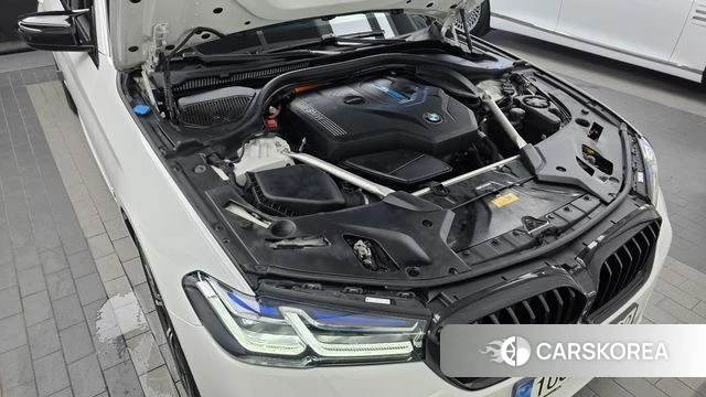 BMW 5 Series (G30) id 4676766 из Кореи 31