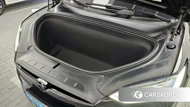 Tesla Model X id 3074263 из Кореи 16