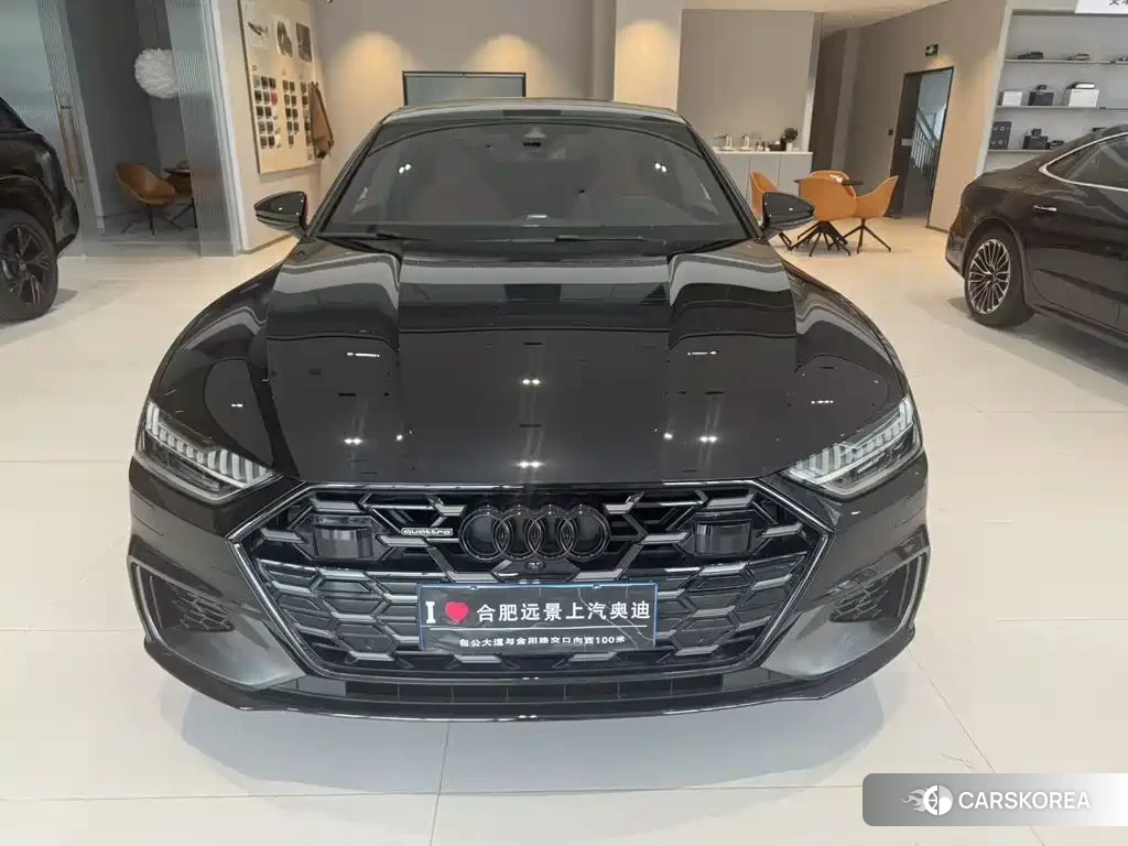Audi A7L 2026 Черный из Китая, фото 6