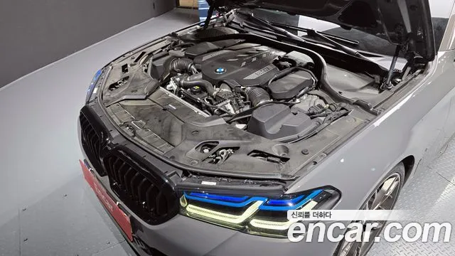 BMW 5 Series (G30) id 2387331 из Кореи 16