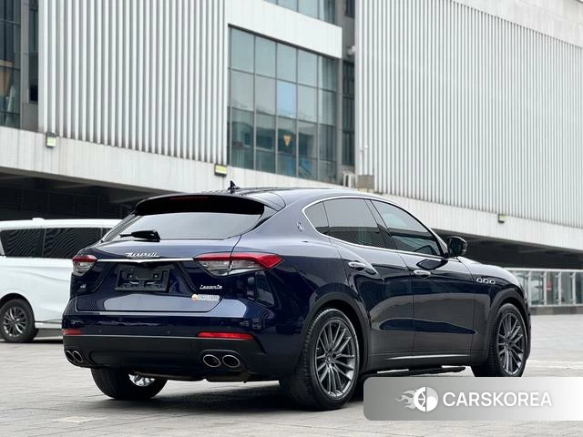 Maserati Levante id 4215719 из Китая 11