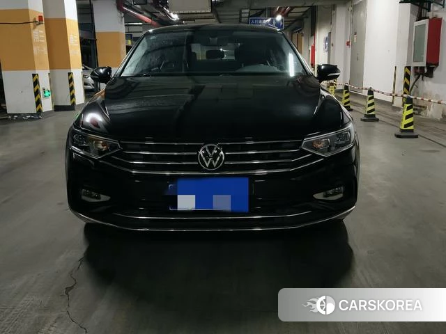 Volkswagen Magotan 2022 Черный из Китая, фото 6