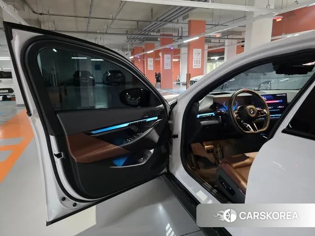 BMW i5 (G60) id 3756880 из Кореи 14