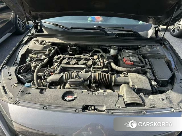 Honda Accord id 4221840 из Китая 8