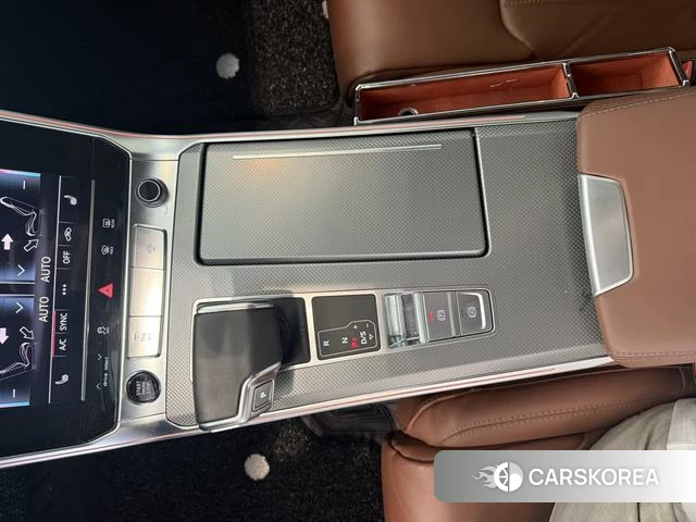 Audi A6L id 4393189 из Китая 11