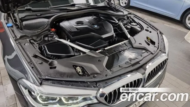 BMW 5 Series (G30) id 2956940 из Кореи 16