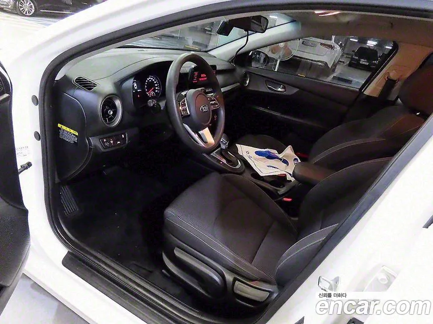 Kia Come New K3 id 2053957 из Кореи 13