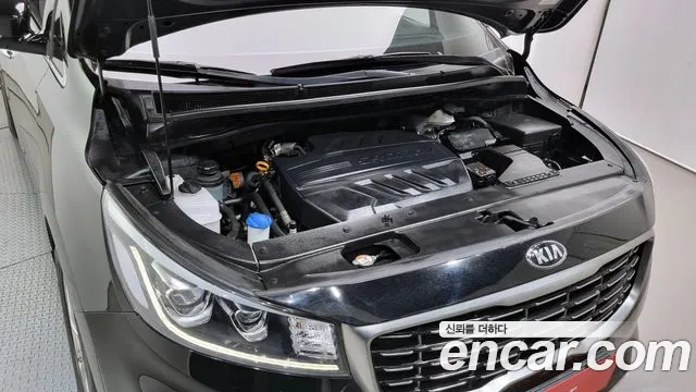 Kia The New Carnival id 2266483 из Кореи 16