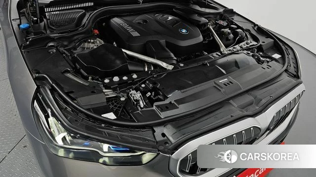 BMW 5 Series (G60) id 4222598 из Кореи 16