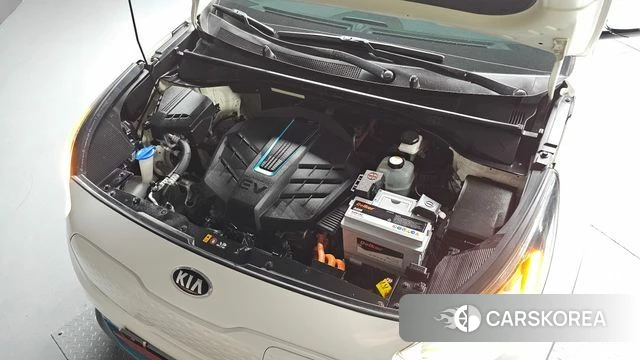 Kia Niro EV id 4662915 из Кореи 27