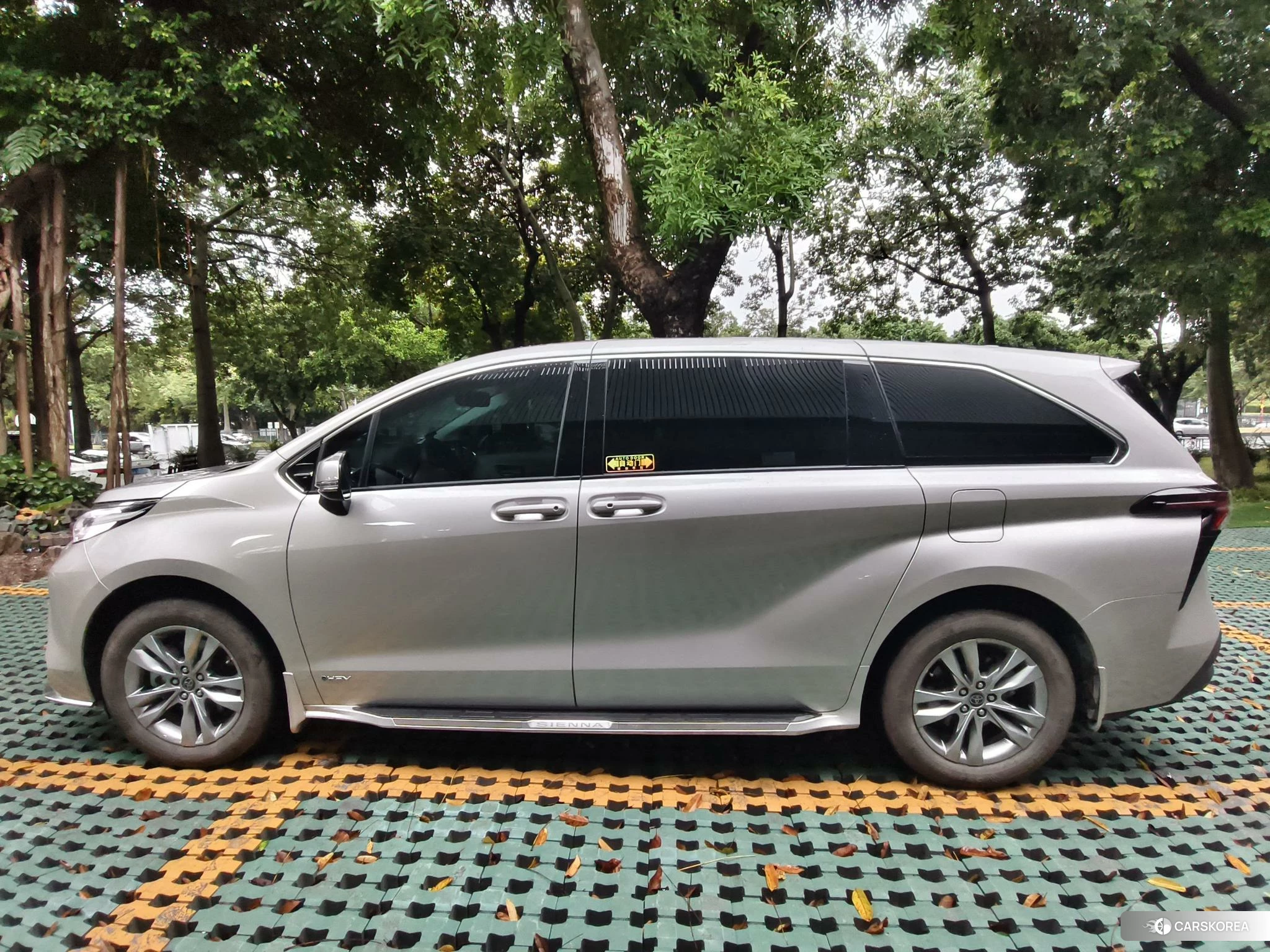 Toyota Sienna id 4514021 из Китая 20