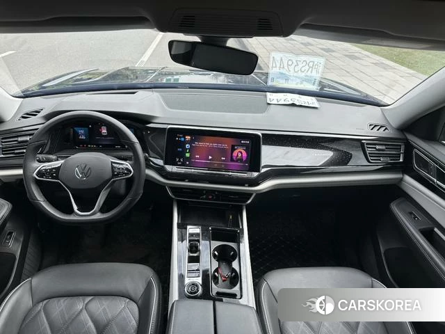 Volkswagen Tourang 2023 Черный из Китая, фото 6