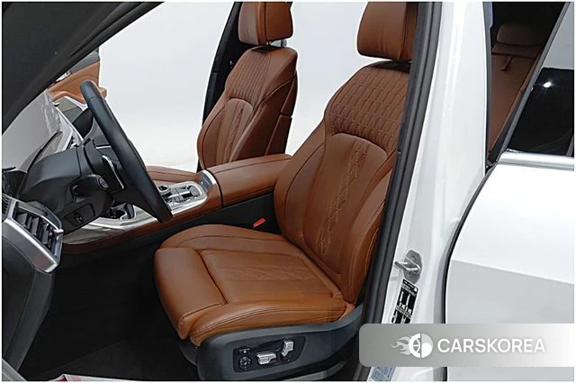 BMW X7 (G07) id 3870761 из Кореи 16