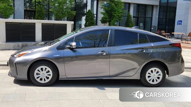 Toyota Prius 4th Generation id 4206686 из Кореи 16