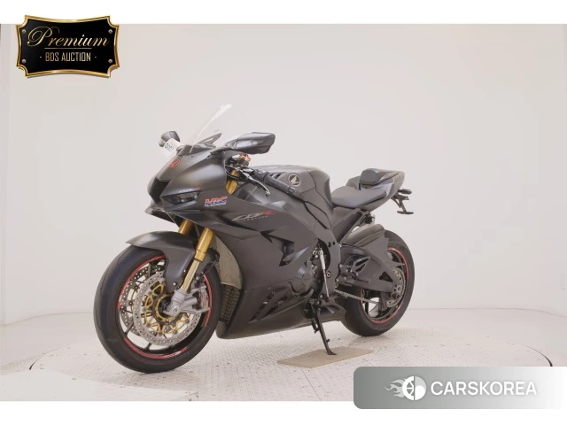 Honda CBR1000RR-R FIREBLADE SP 2024 из Японии, фото 3