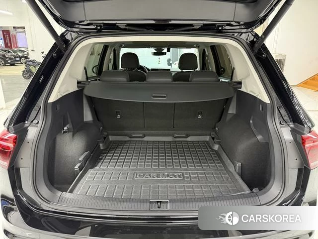 Volkswagen Tiguan L id 4348549 из Китая 16