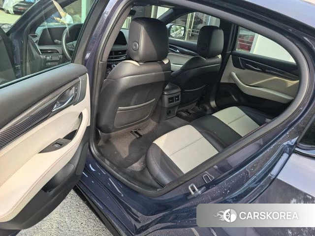 Cadillac CT5 id 3968989 из Китая 7