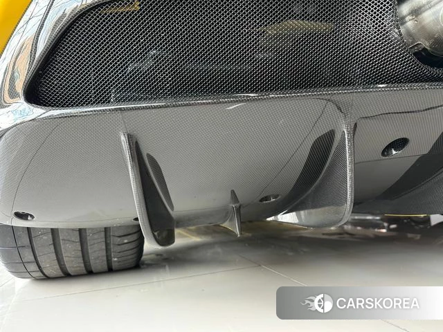 Ferrari F8 Spider id 3940672 из Кореи 9