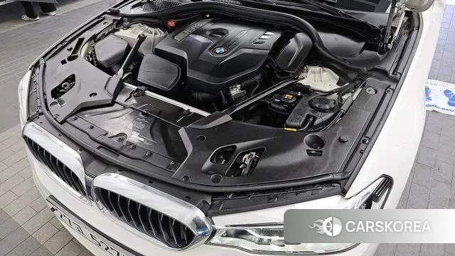 BMW 5 Series (G30) id 3505605 из Кореи 16