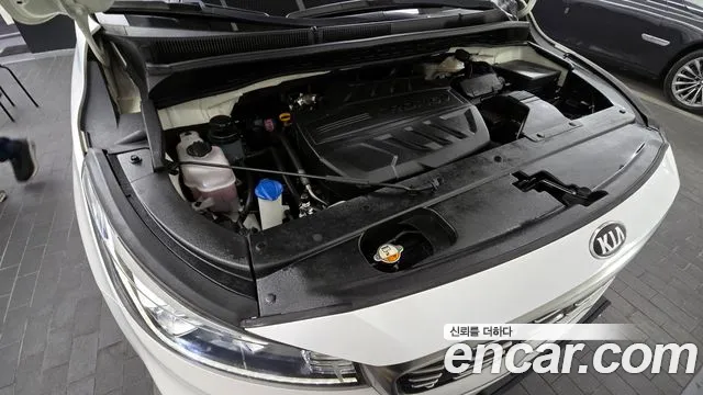 Kia The New Carnival id 2404870 из Кореи 16