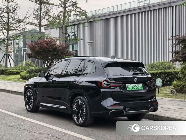 BMW iX3 2023 Черный из Китая, фото 6