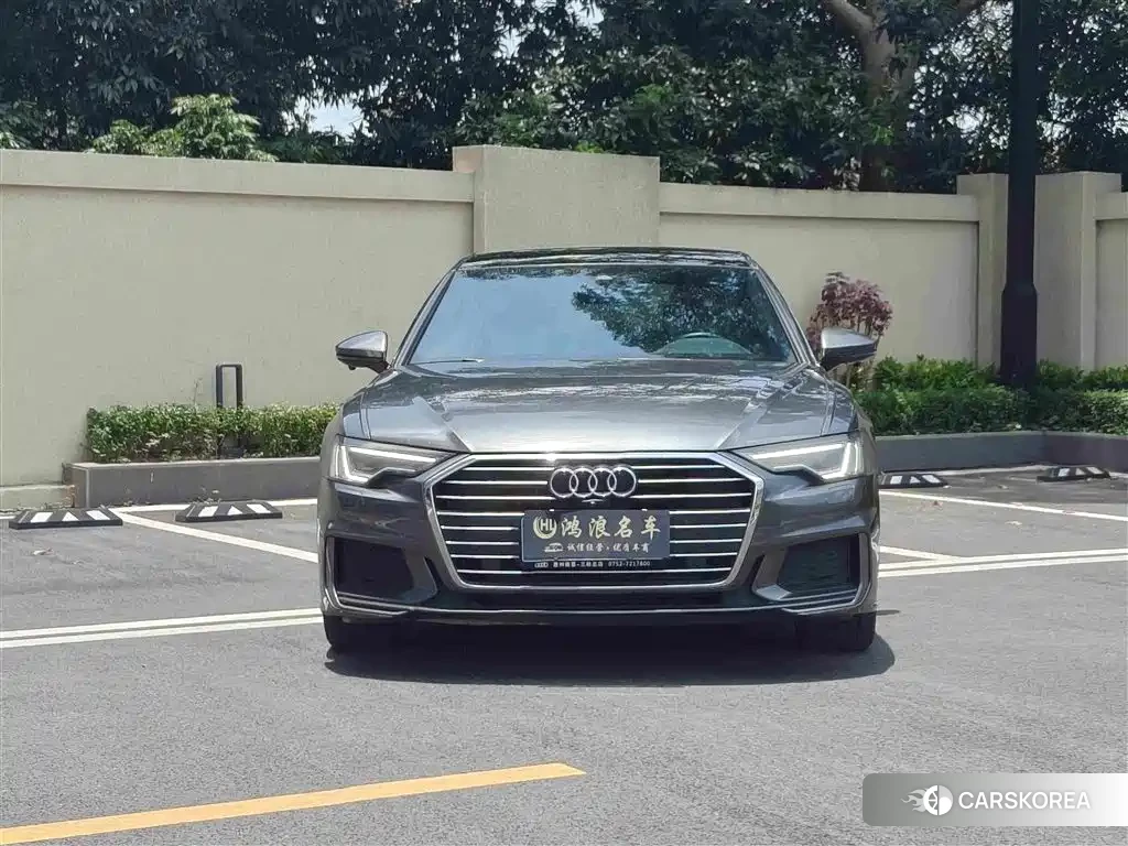 Audi A6L id 4576620 из Китая 19