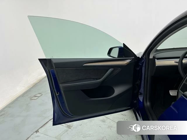 Tesla Model Y id 4213321 из Китая 25