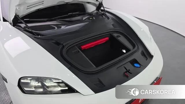 Porsche Taycan id 3720668 из Кореи 16