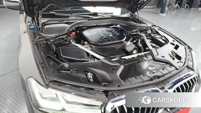 BMW 5 Series (G30) id 3335514 из Кореи 16