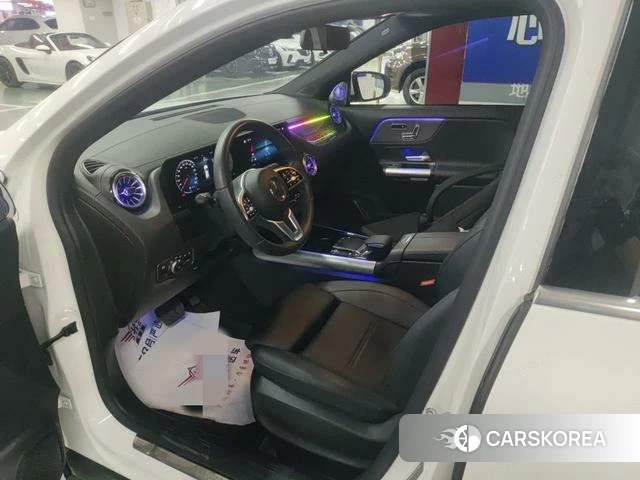 Mercedes-Benz GLA 2023 Белый из Китая, фото 6