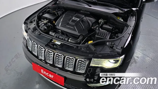 Jeep Grand Cherokee id 2653975 из Кореи 16