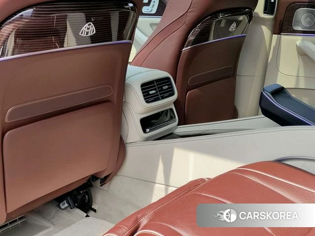 Mercedes-Benz Maybach GLS 2022 Черный из Китая, фото 6